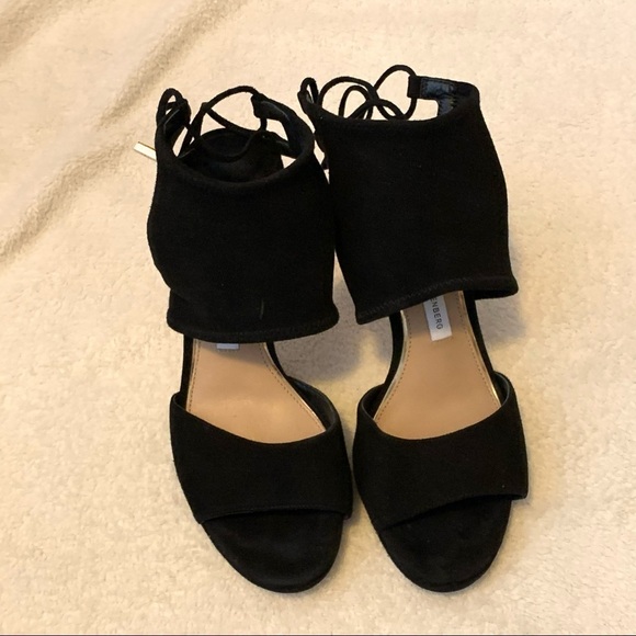 Diane von Furstenberg Black Laie Heel Sandals 332 - Picture 10 of 12